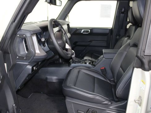 New 2025 Ford Bronco Outer Banks image 22