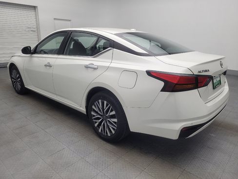 Used 2023 Nissan Altima 2.5 SV AWD/4WD image 3