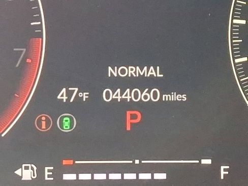 Used 2023 Honda Civic Sport image 19