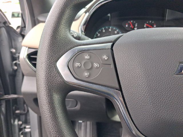 Used 2023 Chevrolet Traverse LS FWD image 16