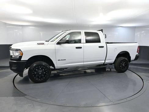 Used 2022 RAM 2500 Tradesman AWD/4WD image 11