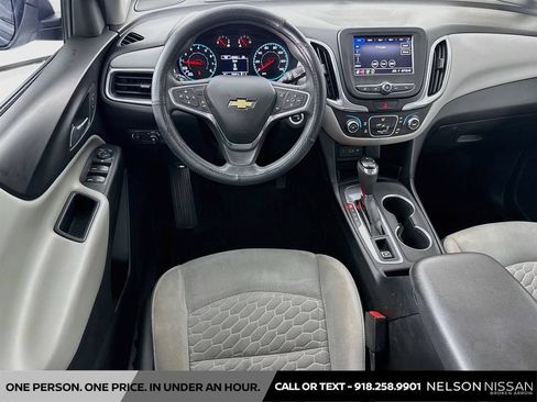 Used 2020 Chevrolet Equinox LS w/ LS Convenience Package FWD image 20