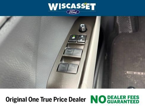 Used 2024 Toyota Camry SE image 17