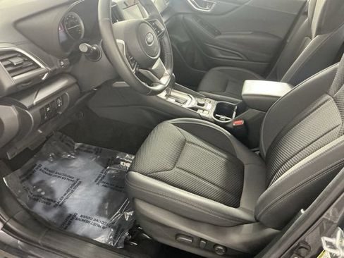 Used 2023 Subaru Forester Premium AWD/4WD image 8