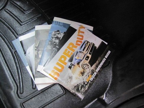 Used 2015 Ford F550 2WD Regular Cab Super Duty image 25