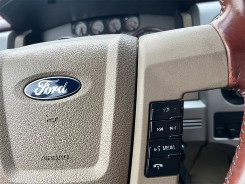 Used 2010 Ford F150 King Ranch image 28