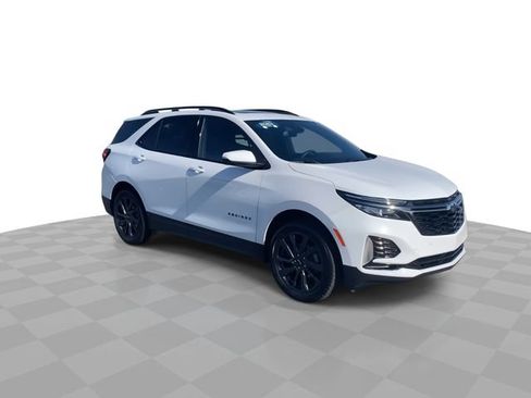 Certified 2023 Chevrolet Equinox RS w/ RS Leather Package AWD/4WD image 2