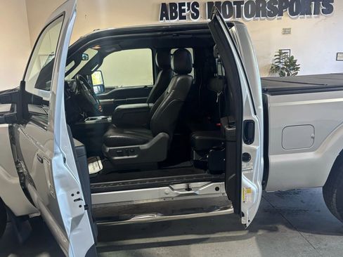 Used 2015 Ford F350 Lariat w/ Lariat Interior Package image 13