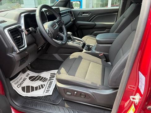 Used 2024 GMC Canyon Elevation w/ Convenience Package AWD/4WD image 6