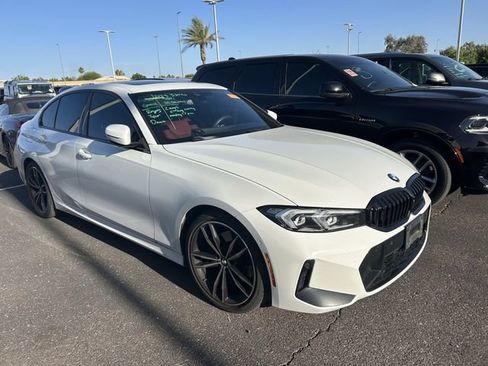 Used 2023 BMW 330i Sedan w/ M Sport Package RWD image 5
