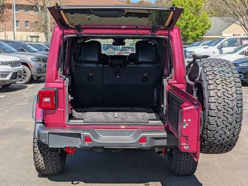 Used 2024 Jeep Wrangler Unlimited Rubicon AWD/4WD image 29
