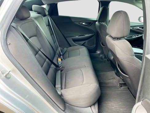 Used 2020 Chevrolet Malibu LS FWD image 24