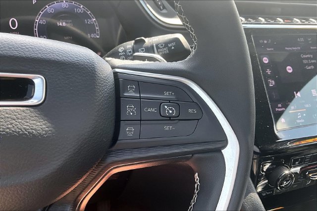 Used 2024 Jeep Grand Cherokee Altitude AWD/4WD image 19