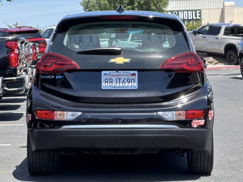 Used 2017 Chevrolet Bolt LT FWD image 6