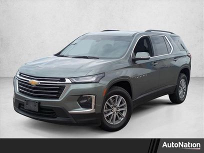 Used 2022 Chevrolet Traverse LT