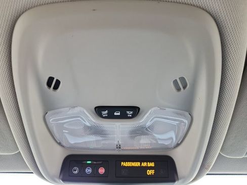 Used 2023 Buick Encore GX Select FWD image 30