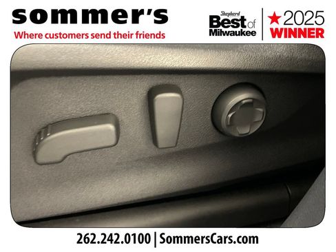 Used 2024 Subaru Ascent Limited AWD/4WD image 10