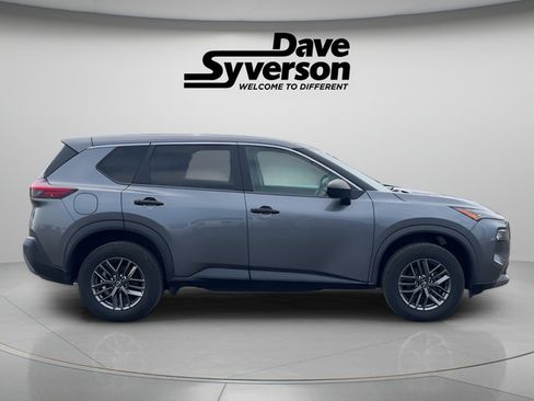 Used 2023 Nissan Rogue S AWD/4WD image 4