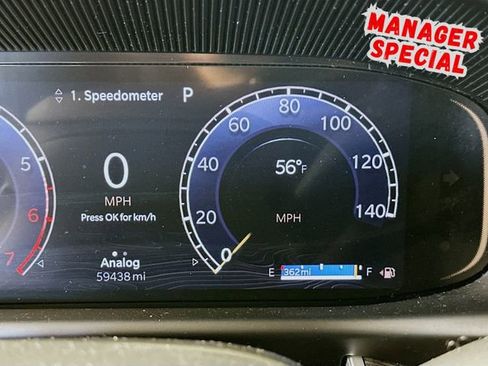 Used 2024 Jeep Wagoneer L Series II w/ Flexible Seating Group RWD image 14