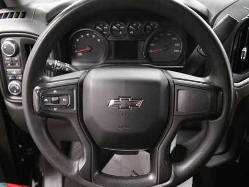 Used 2021 Chevrolet Silverado 1500 Custom Trail Boss AWD/4WD image 12
