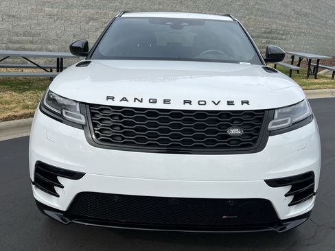 Certified 2023 Land Rover Range Rover Velar R-Dynamic S image 10
