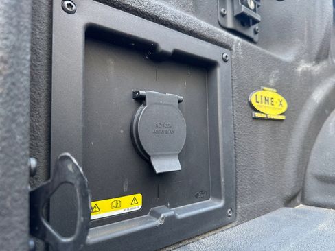 Certified 2021 Ford F150 Lariat w/ Equipment Group 502A High image 19