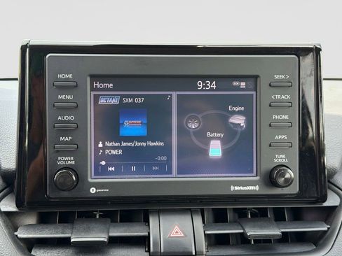 Used 2022 Toyota RAV4 LE AWD/4WD image 23