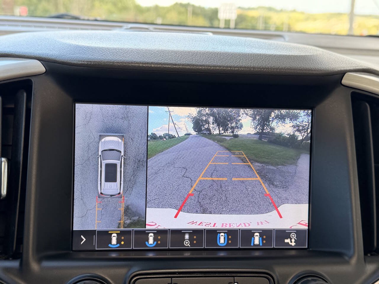 Used 2019 GMC Terrain Denali w/ Advanced Safety Package AWD/4WD image 20