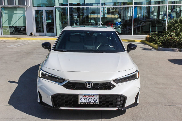 Used 2025 Honda Civic Sport Touring image 2