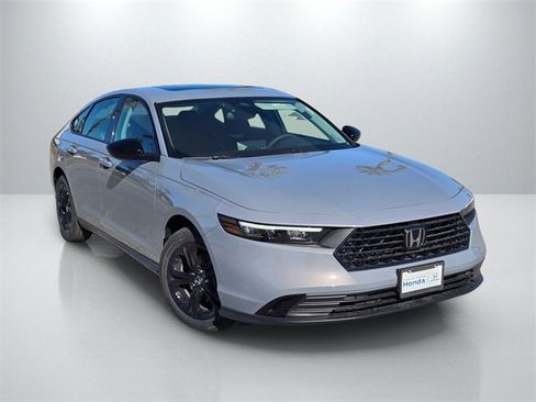 New 2025 Honda Accord SE image 1