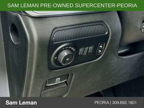 Used 2023 Jeep Wagoneer Series II RWD image 10