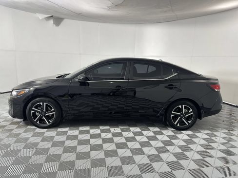 Certified 2024 Nissan Sentra SV FWD image 5