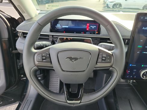 Used 2025 Ford Mustang Mach-E Premium RWD image 22
