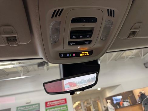 Certified 2023 Buick Envision Avenir image 19