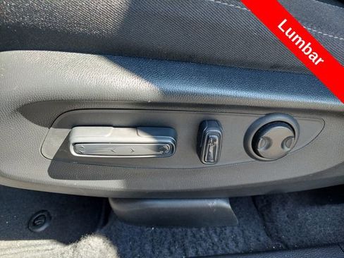 Used 2023 Honda CR-V EX image 16