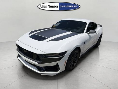 Used 2024 Ford Mustang Dark Horse RWD image 4