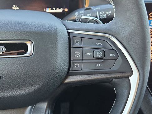 New 2026 Jeep Grand Cherokee Limited AWD/4WD image 23