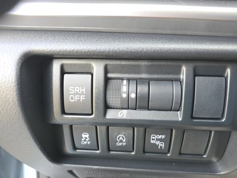 Certified 2023 Subaru Crosstrek 2.5i Limited image 16