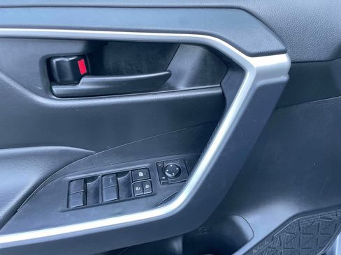 Used 2025 Toyota RAV4 LE FWD image 19