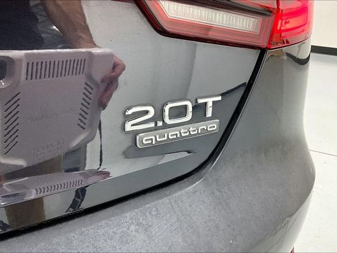 Used 2017 Audi A4 2.0T Premium w/ Convenience Package image 40