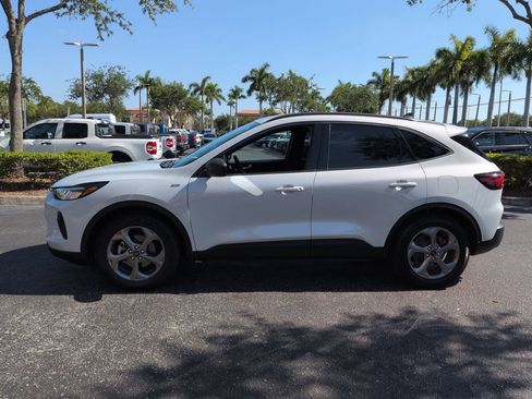 Certified 2025 Ford Escape ST-Line FWD image 7