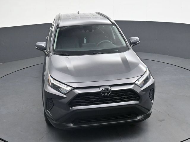 Used 2024 Toyota RAV4 XLE FWD image 28