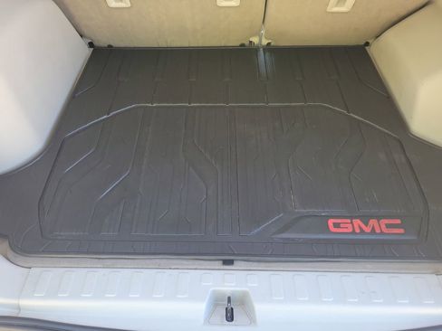 Used 2018 GMC Terrain Denali image 14