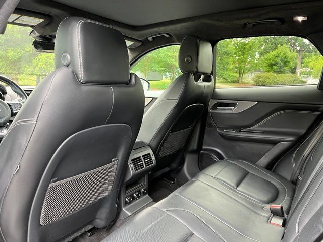 Used 2020 Jaguar F-PACE S AWD/4WD image 15