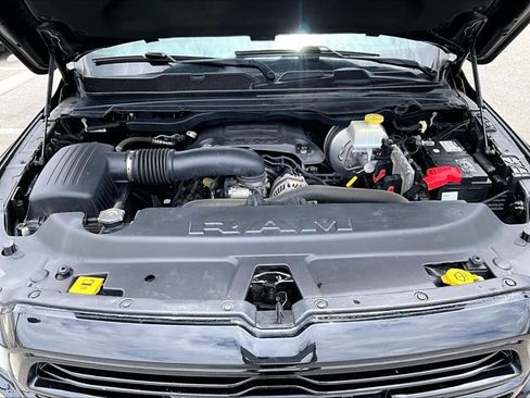 Used 2021 RAM 1500 Laramie AWD/4WD image 11
