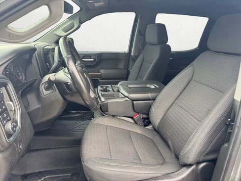 Used 2021 Chevrolet Silverado 1500 LT w/ Convenience Package II image 9