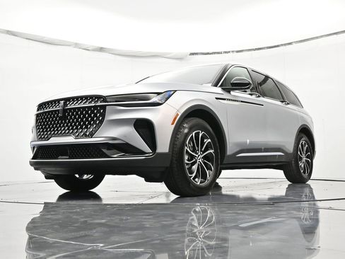 New 2026 Lincoln Nautilus Premier image 50