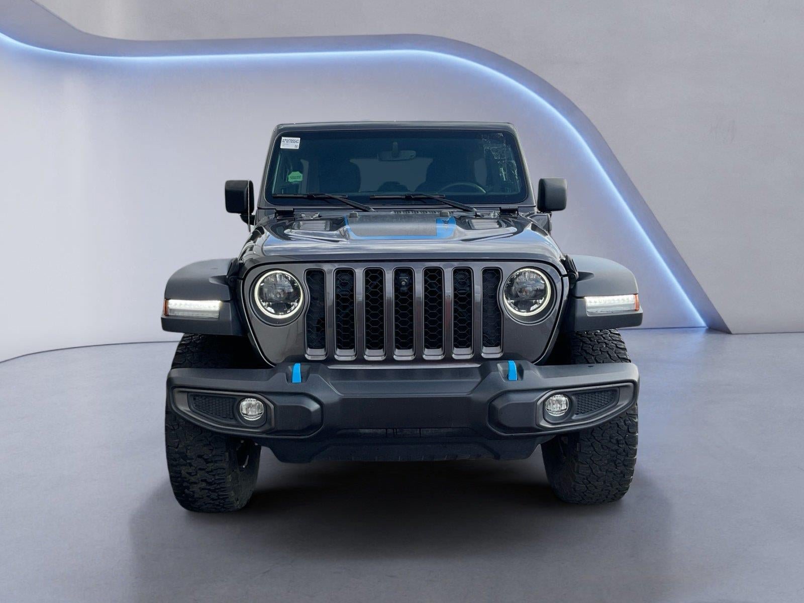 Used 2023 Jeep Wrangler Unlimited Rubicon 4xe w/ Cold Weather Group AWD/4WD image 8