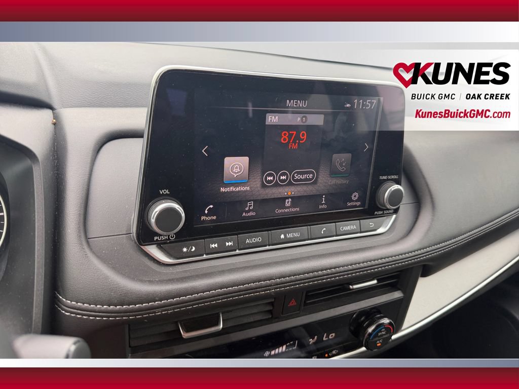 Used 2026 Nissan Rogue SV AWD/4WD image 26