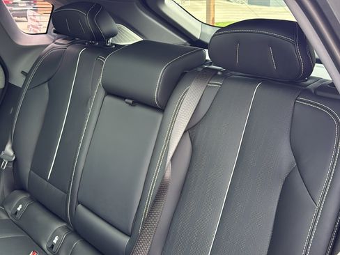 Used 2025 Cadillac Optiq Sport 2 w/ LPO, Floor Liner Package AWD/4WD image 27